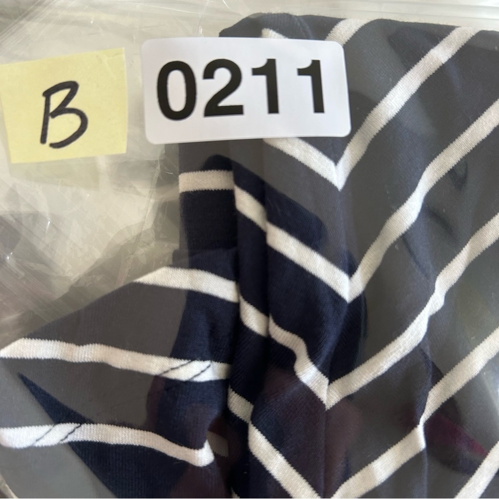 Ann Taylor navy blue and White Maxi Skirt size SP - Picture 9 of 9